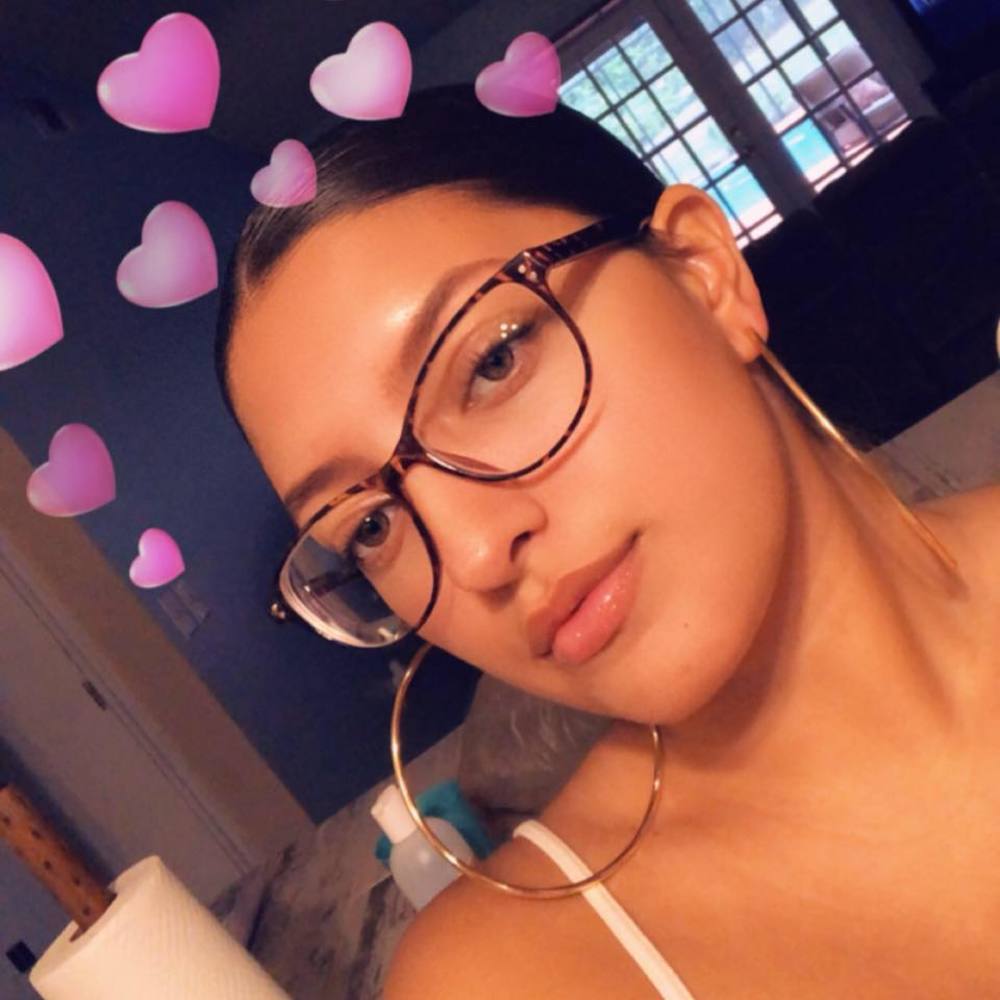 Meet your Posher, Nessa